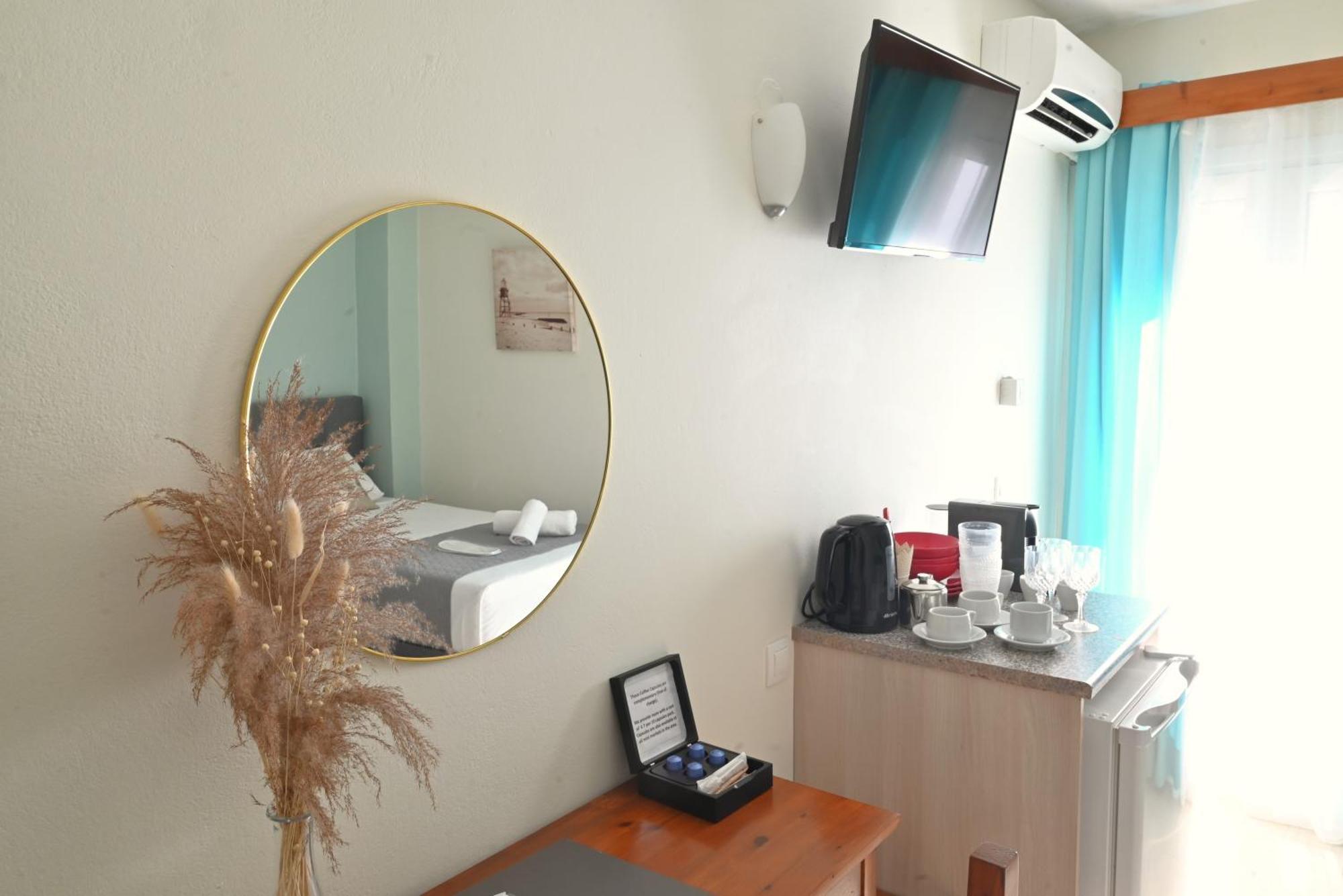Gina Studios Benitses  Extérieur photo